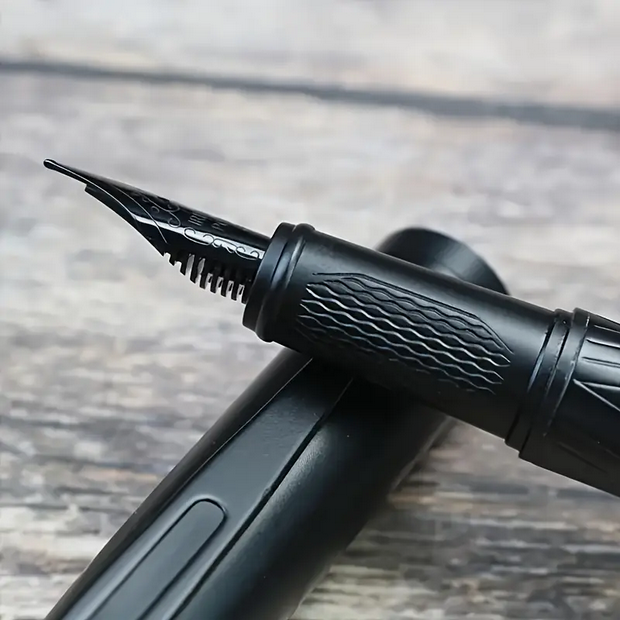 Pluma estilográfica de metal Samurai de alta calidad